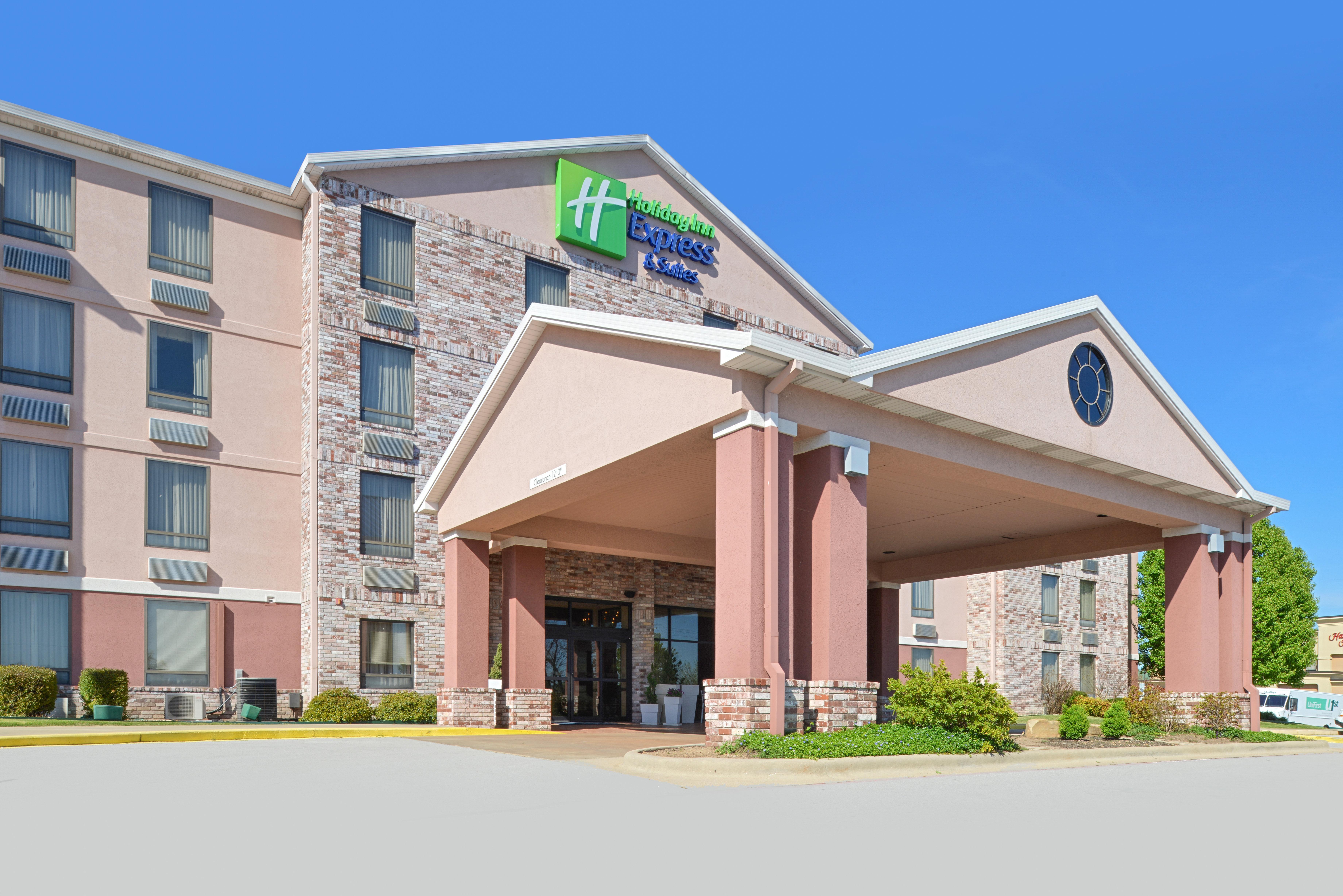 Holiday Inn Express Hotel & Suites האריסון מראה חיצוני תמונה
