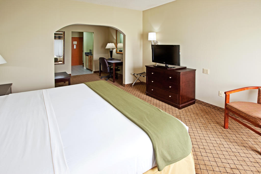 Holiday Inn Express Hotel & Suites האריסון מראה חיצוני תמונה