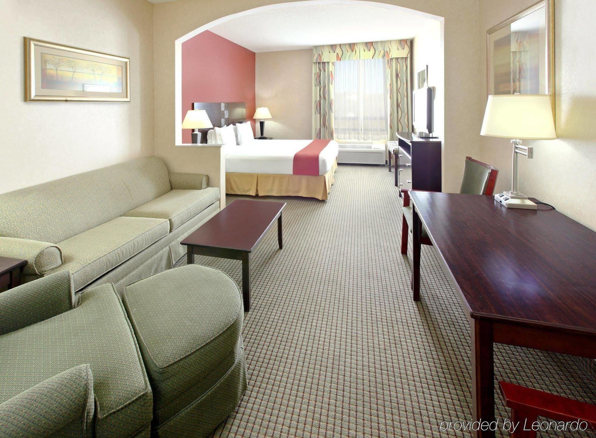 Holiday Inn Express Hotel & Suites האריסון מראה חיצוני תמונה